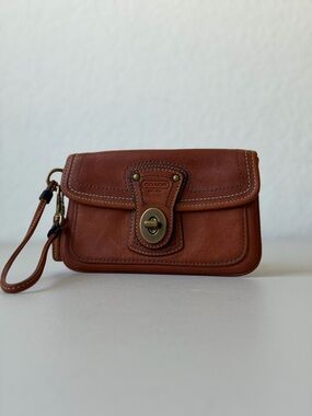 2008 Coach Legacy Wristlet - Whiskey